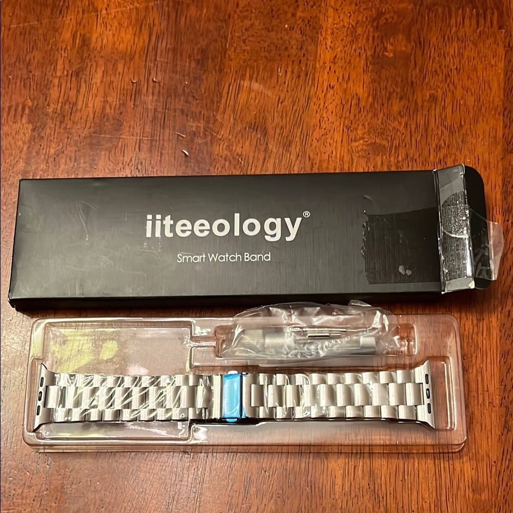 iiteeology 3 rows watch band Silver Smart Watch Band
